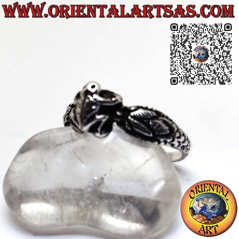 Bague en argent, la grenouille entre deux serpents cobra