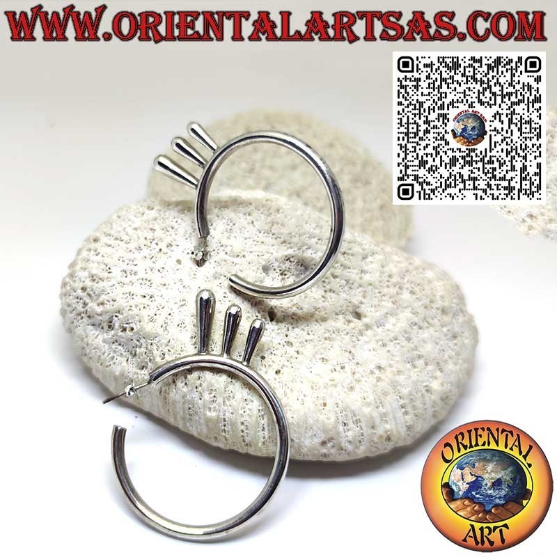 Pendientes de aro de plata de 40mm. con tres palos que sobresalen
