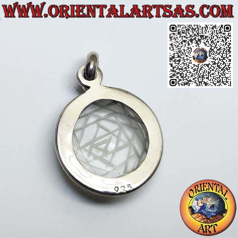 Pendentif en argent avec Sri Yantra gravé sur cristal de roche 18mm.Ø