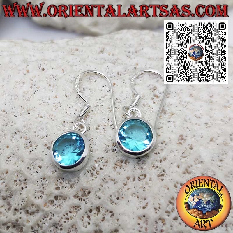 Orecchini in argento con topazio azzurro rotondi con bordo semplice
