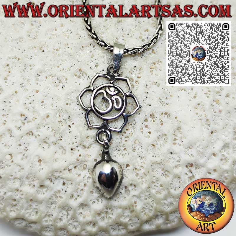 om Lotosblume Anhänger in Silber mit Sanskrit