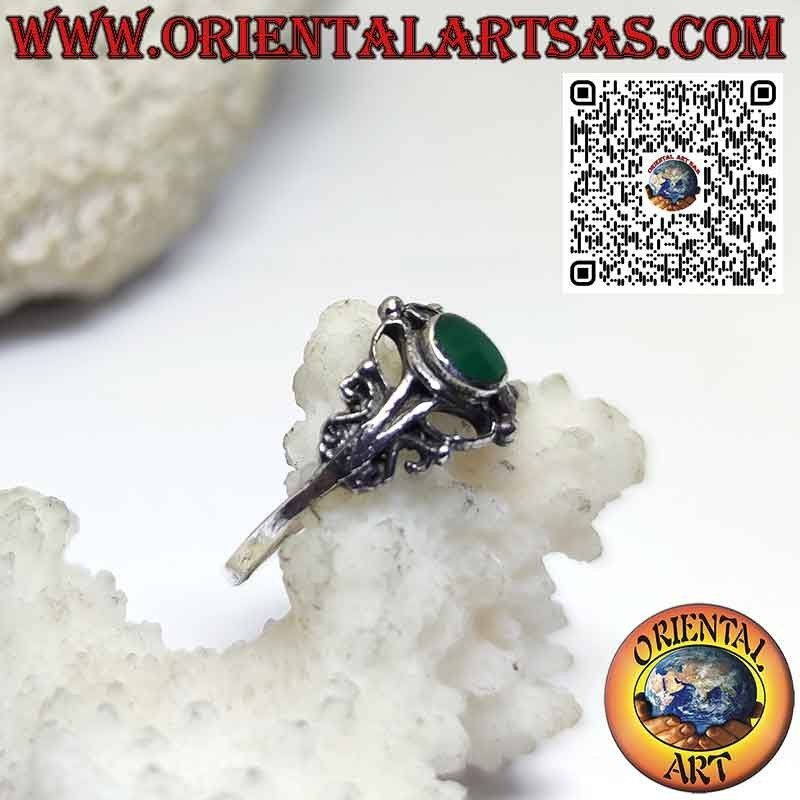 Silver ring with round green agate and baroque decorations, small