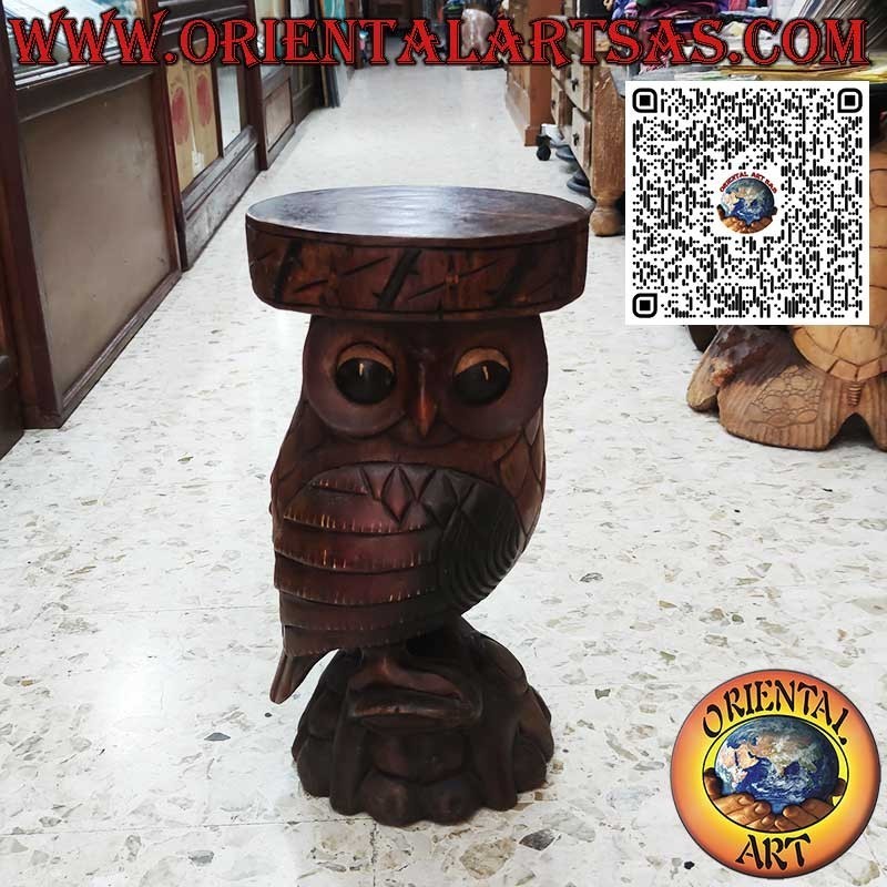 Scultura Gufo con piano d'appoggio in unico blocco di legno di suar da 50 cm