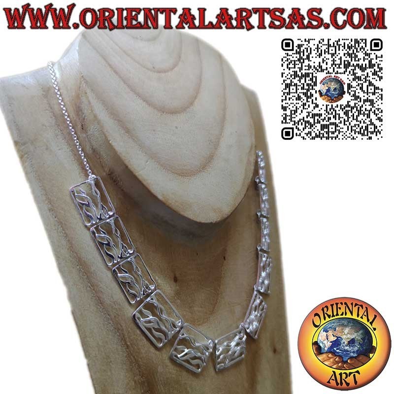 Bright 925 ‰ silver necklace composed of 11 carved plates