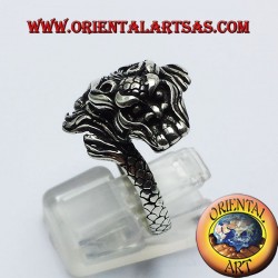 Anillo de plata del dragón de Nepal