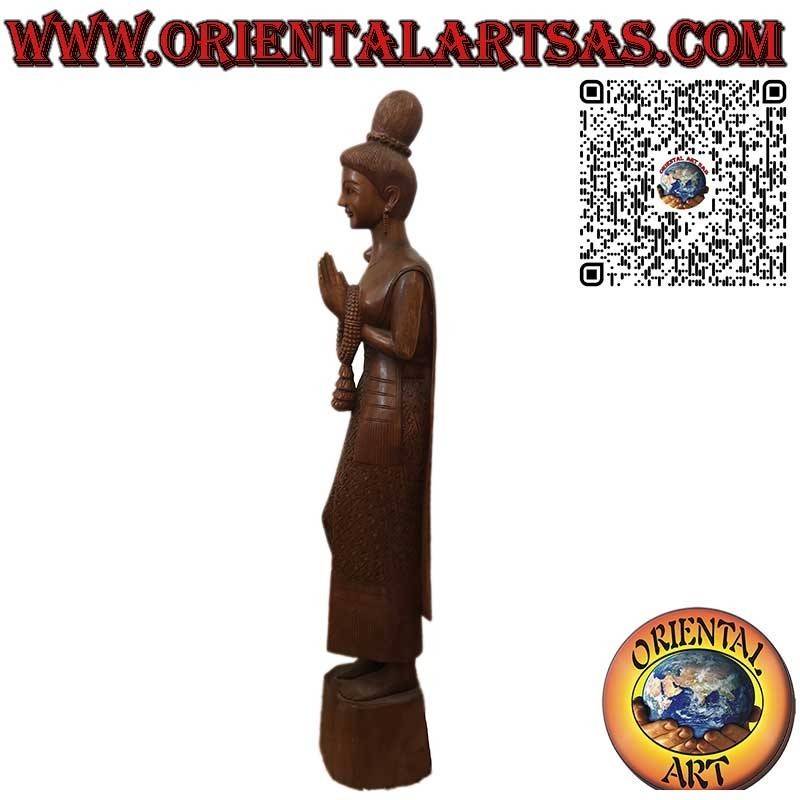 Thai woman sculpture with Sawasdee greeting in wood, floral carvings, 150 cm