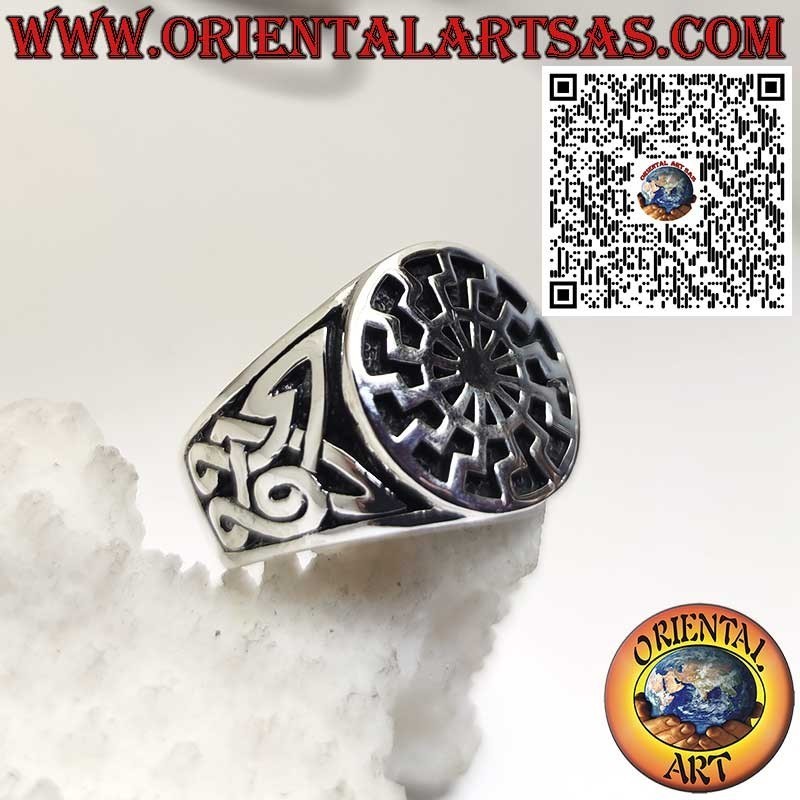 Silver Ring with Black Sun and Celtic Knots on Both Sides