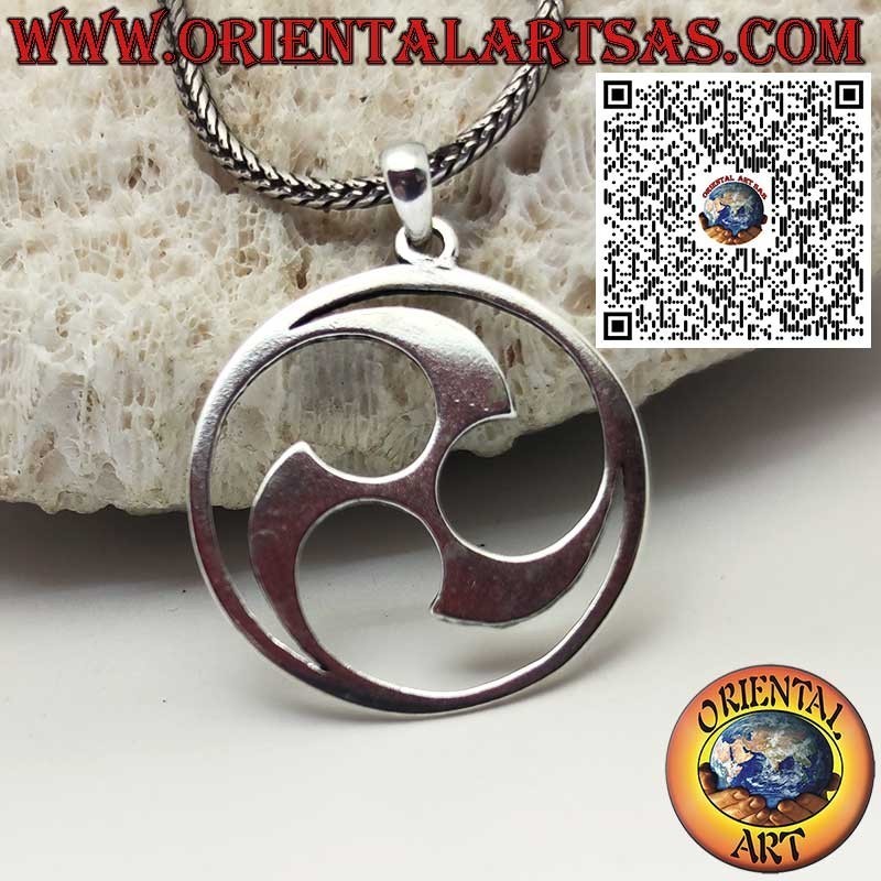Colgante de Plata con Tomoe en el Círculo – Símbolo de la Trinidad Shintoísta