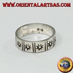 registro de anillo de plata, con incrustaciones de sol