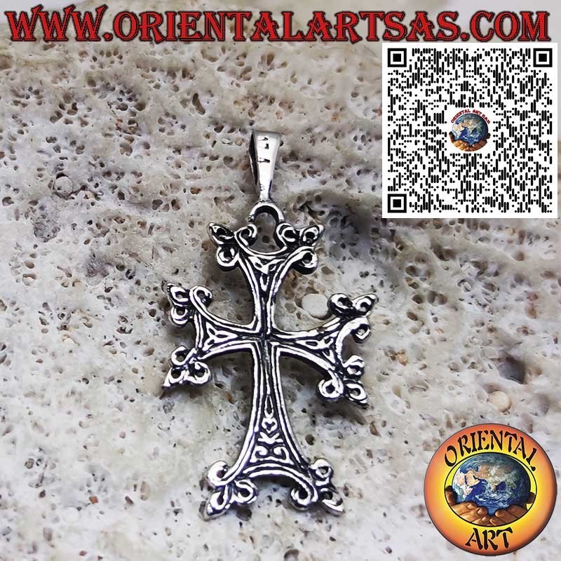 Silver Pendant with Armenian Cross – Symbol of Faith and Tradition