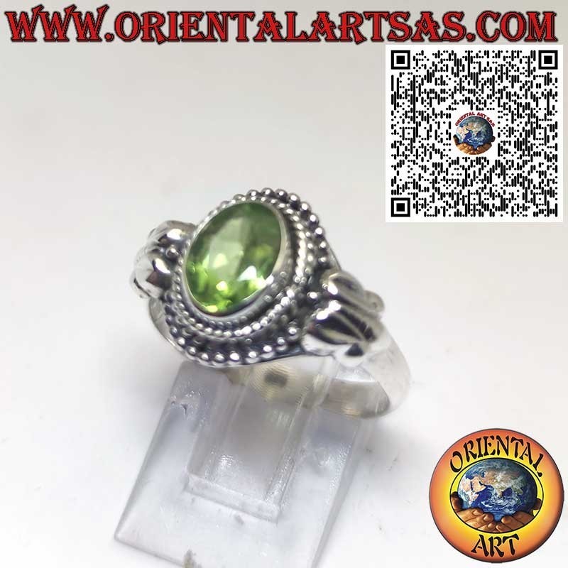 Silver Ring with Natural Peridot Surrounded by Beads – Elegance and Energy