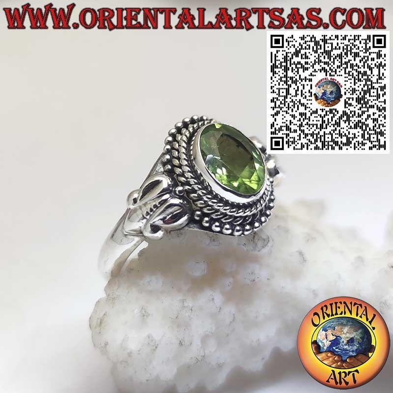 Silver Ring with Natural Peridot Surrounded by Beads – Elegance and Energy
