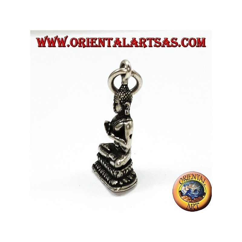 colgante de plata de Buda en posición de mudra de Dharmachakra