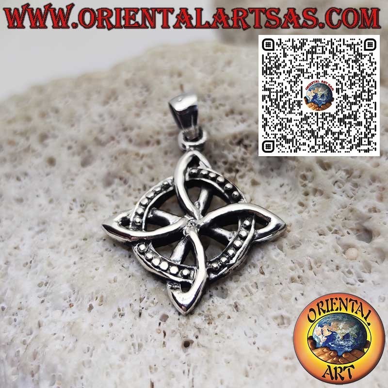 Colgante de plata Nudo de la Bruja – Símbolo de Protección – Joya de plata maciza