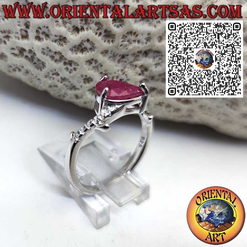 Anello in Argento 925 con Rubino Naturale a Goccia e Zirconi Asimmetrico