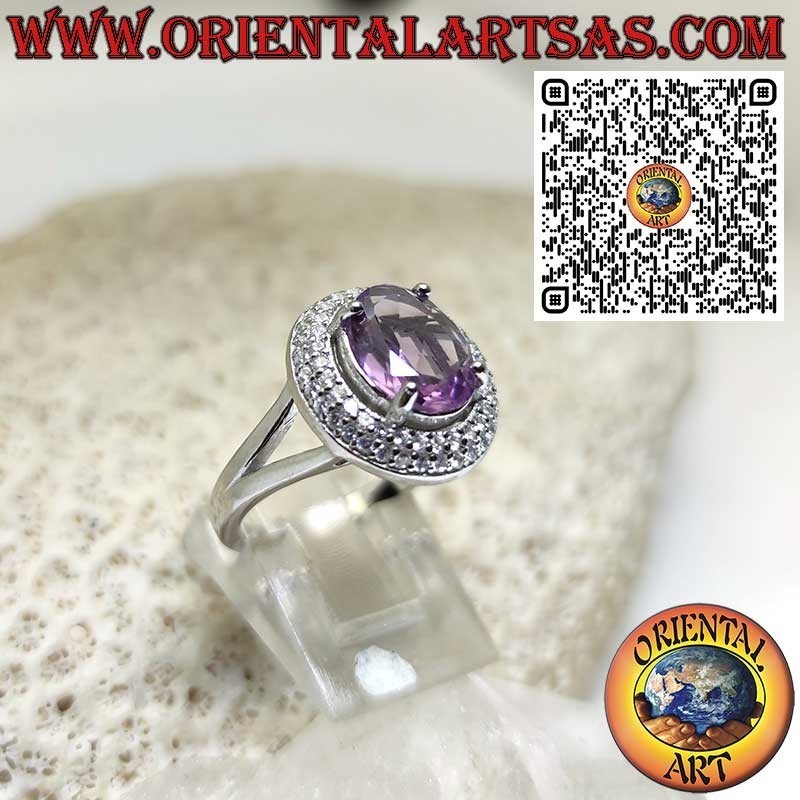 Bague en argent 925‰ avec améthyste ovale naturelle et double rang de zirconias ronds