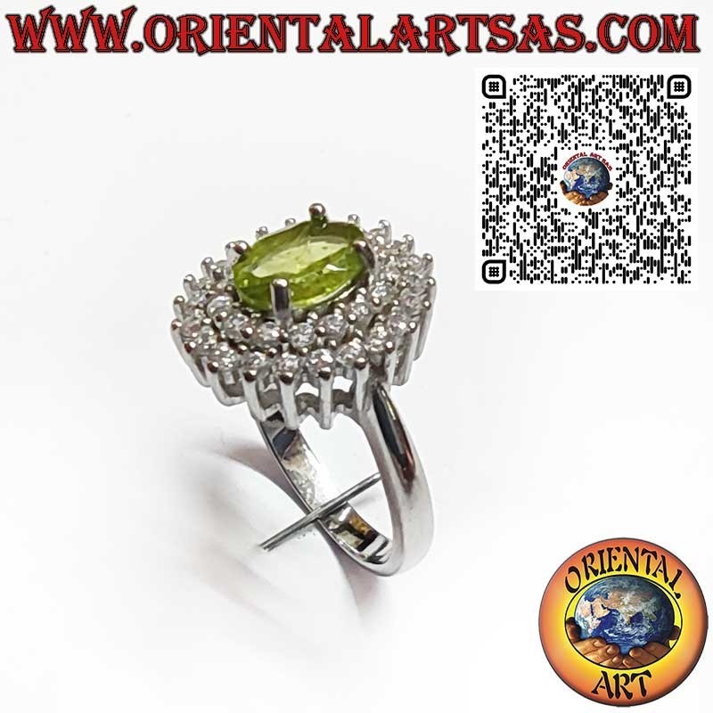 Anillo de Plata 925 con Peridoto Natural Ovalado Rodeado de Doble Fila de Circonitas