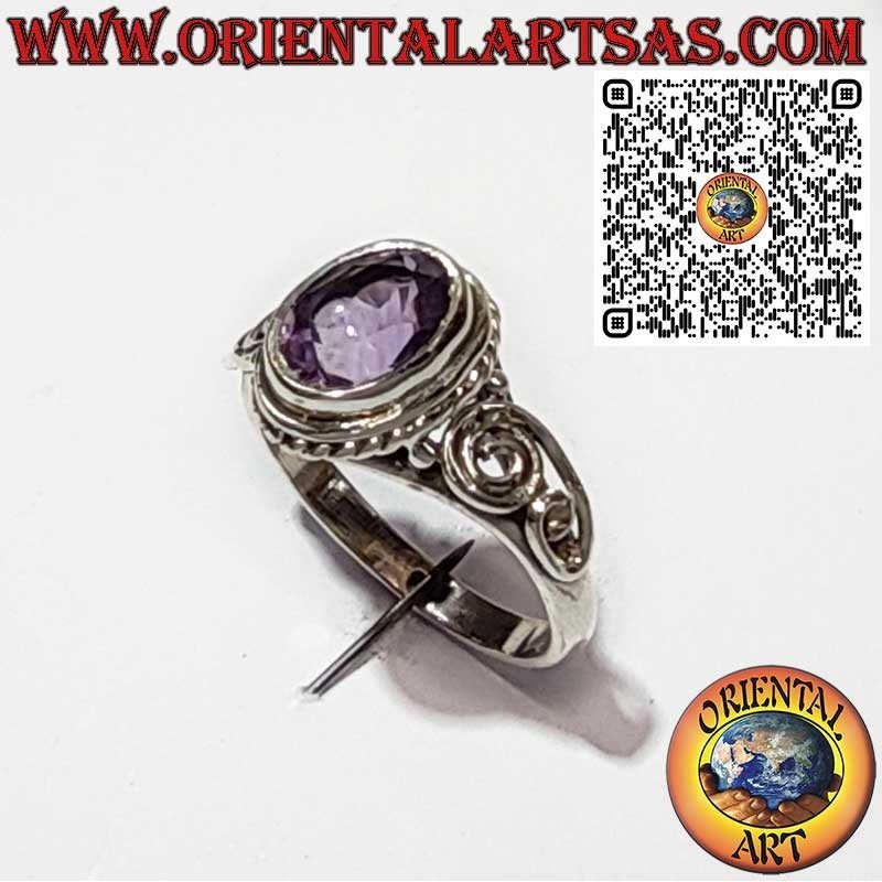 925er Silberring mit natürlicher ovaler Amethyst und Verzierungen