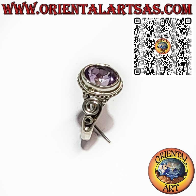 925 Sterling Silver Ring with Natural Oval Amethyst and Decorative Details