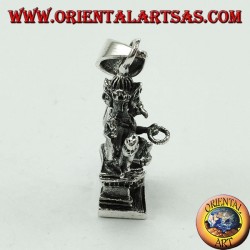 Colgante de plata, Brahmā
