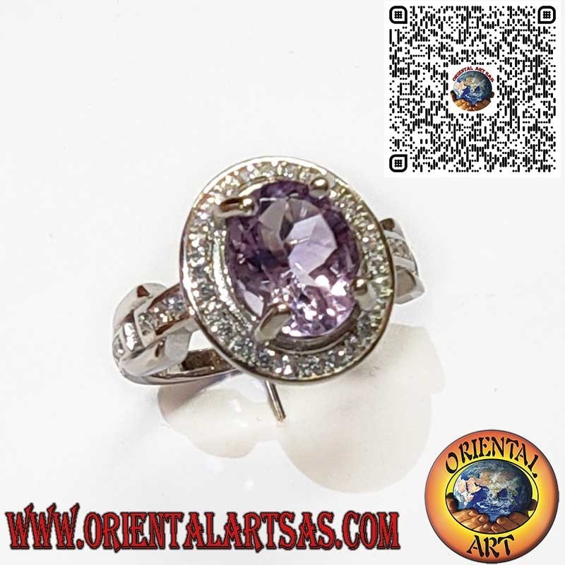 925er Silberring mit Natürlichem Ovalem Amethyst und Funkelnden Zirkonia-Steinen