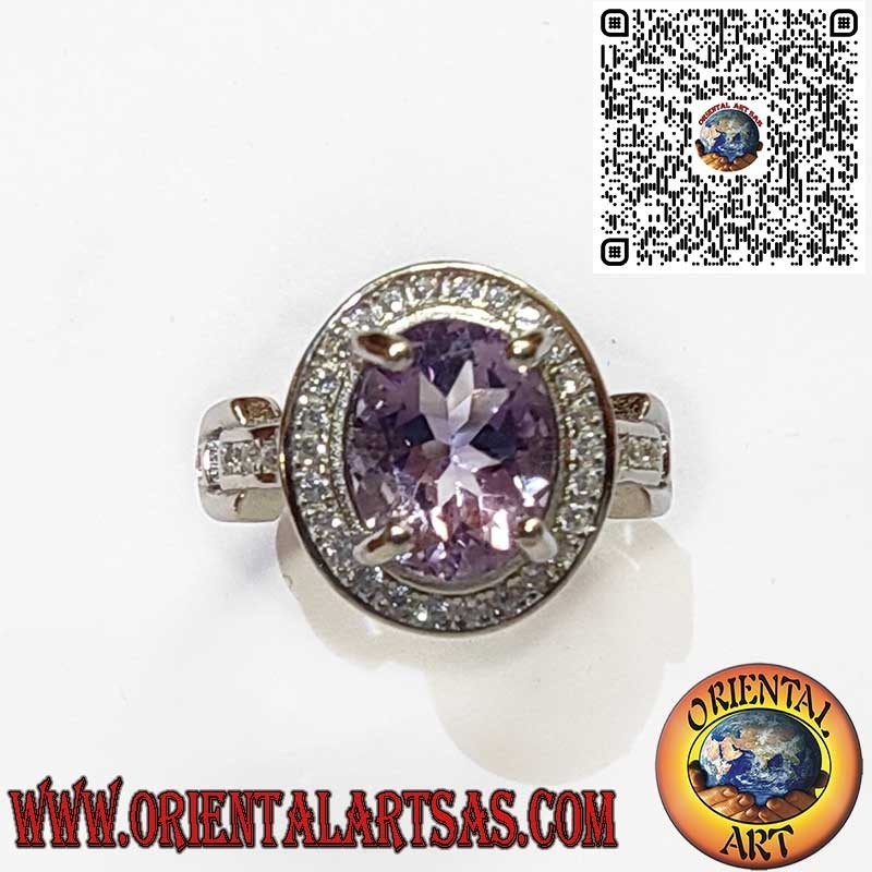 925er Silberring mit Natürlichem Ovalem Amethyst und Funkelnden Zirkonia-Steinen