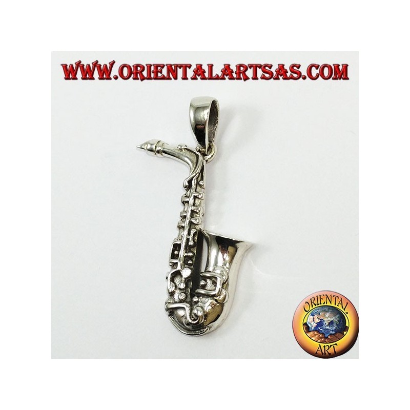 Silver pendant, Saxophone