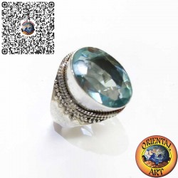 Anello in Argento 925 a Fascia Larga con Topazio Blu Ovale e Contorno a Sfere
