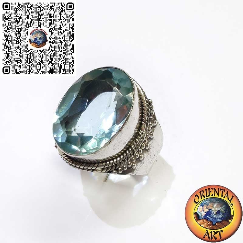Anello in Argento 925 a Fascia Larga con Topazio Blu Ovale e Contorno a Sfere