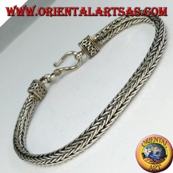 Bracelet en argent, tresse section ovale 6 * 4 * 230 mm. en longueur