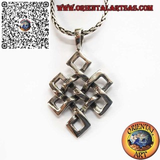Shrivatsa Pendant in 925 Silver – Tibetan Endless Knot of Good Fortune