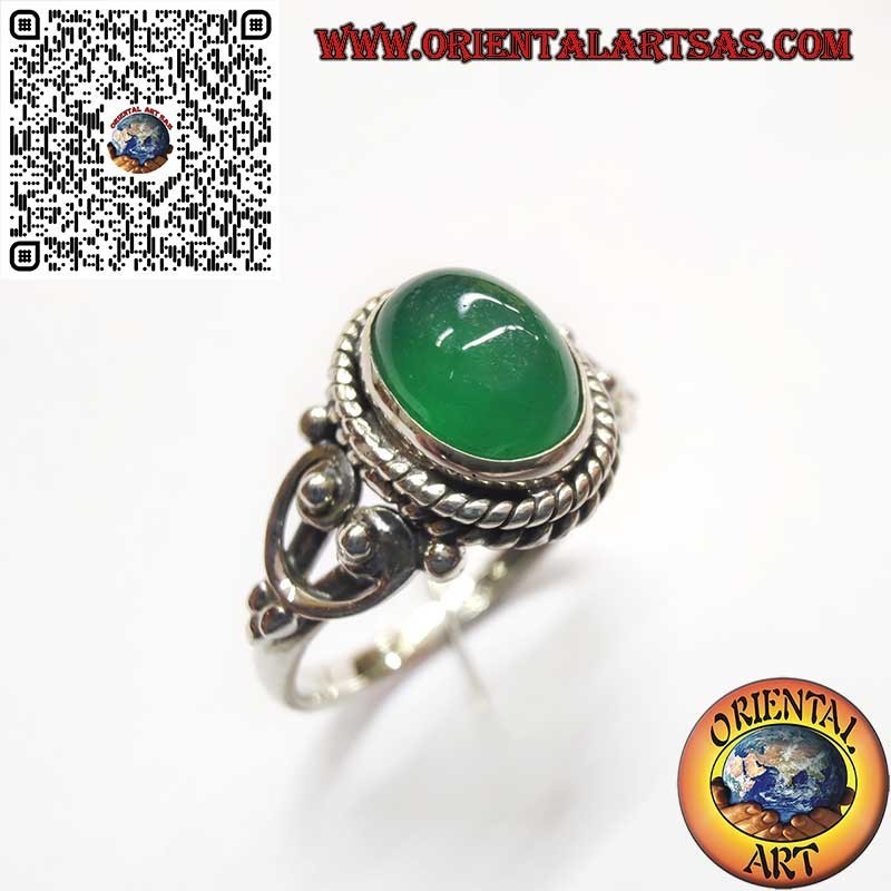 Anillo de Plata 925 con Ágata Verde Natural Ovalada y Decoraciones Laterales