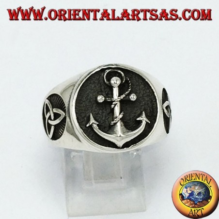 Silver ring, anchor with tyrone knot