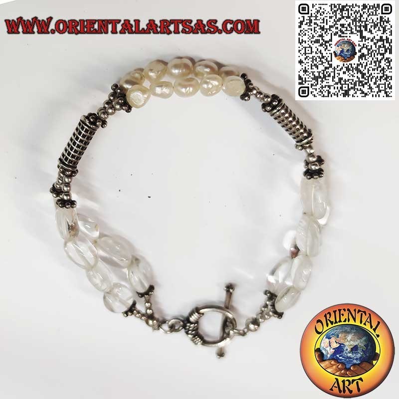 Pulsera Artesanal de Plata con Perlas de Río y Cristal de Roca