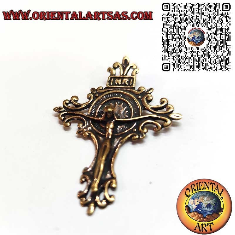 Colgante de crucifijo de bronce estilo barroco. Detallado con inscripción INRI y hecho a mano. Tamaño 42x32 mm. Joya religiosa ú