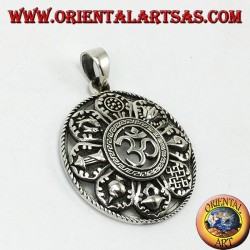 Colgante de plata, Om con ocho buenos símbolos auspiciosos (grande)