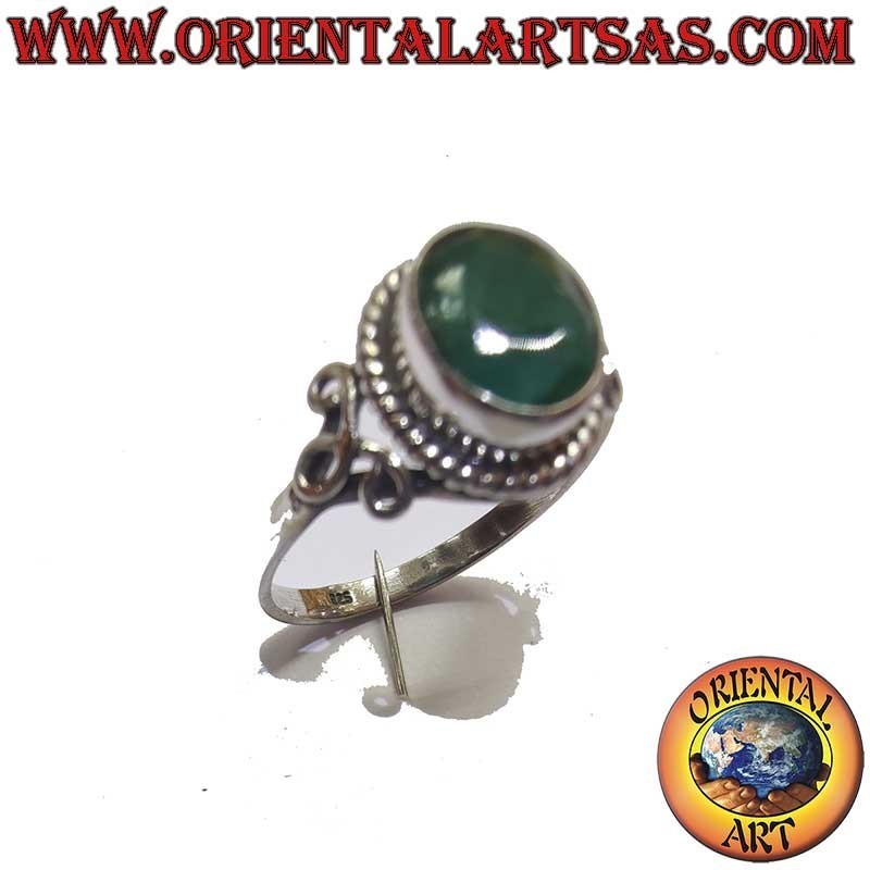 925 Sterling Silver Ring with Natural Oval Emerald – Elegant Jewel