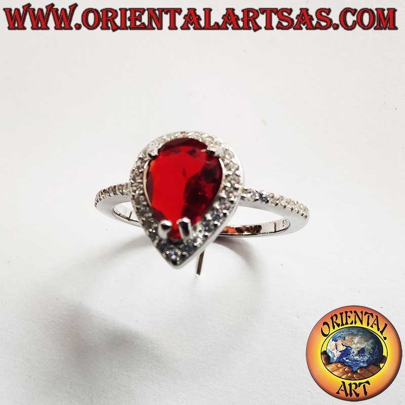 Bague en argent sterling 925 ornée d'un grenat en forme de goutte et d'un zircon.