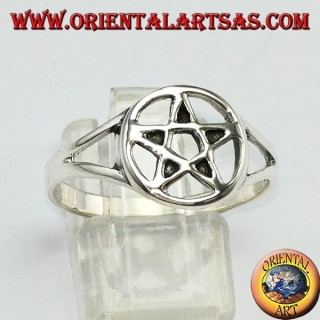 Bague en argent avec pentacle perforé