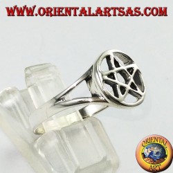 Bague en argent avec pentacle perforé