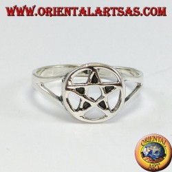 Anillo de plata con pentáculo perforado