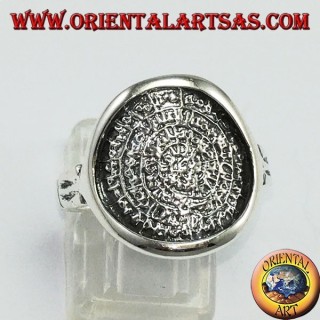 Anillo de plata con el disco de Festo