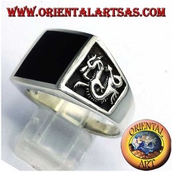 Quadratischer Onyx Drachen Hochrelief Ring 925 Silber - Herrenschmuck Oriental Art