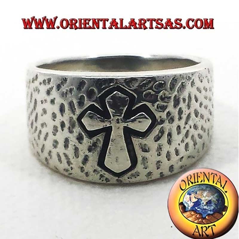 Hammered Band Cross High Relief 925 Silver Ring 12mm | Oriental Art