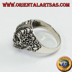 Bague en argent, crâne tribal