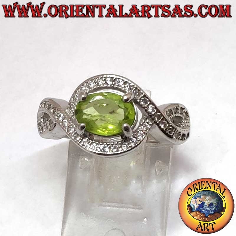 Anello Peridoto Naturale Ovale Nodo Infinito Zirconi Argento 925 | Oriental Art