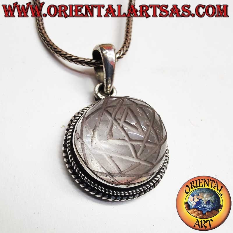 Colgante de plata con Sri Yantra grabado en cristal de roca de Ø 17 mm
