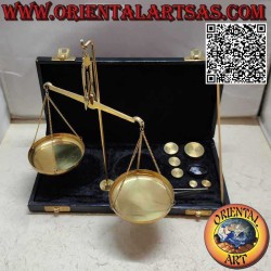 Antique small scale for jewels or apothecary in antique brass with velvet case and small weights