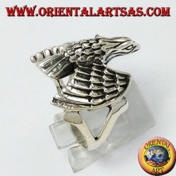 Anillo de plata, mosca del águila