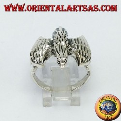 Anillo de plata, mosca del águila